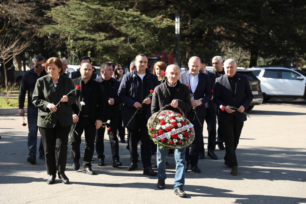 103 წელი საბჭოთა ოკუპაციიდან - ხელვაჩაურში ოკუპაციის მსხვერპლი გმირები გაიხსენეს