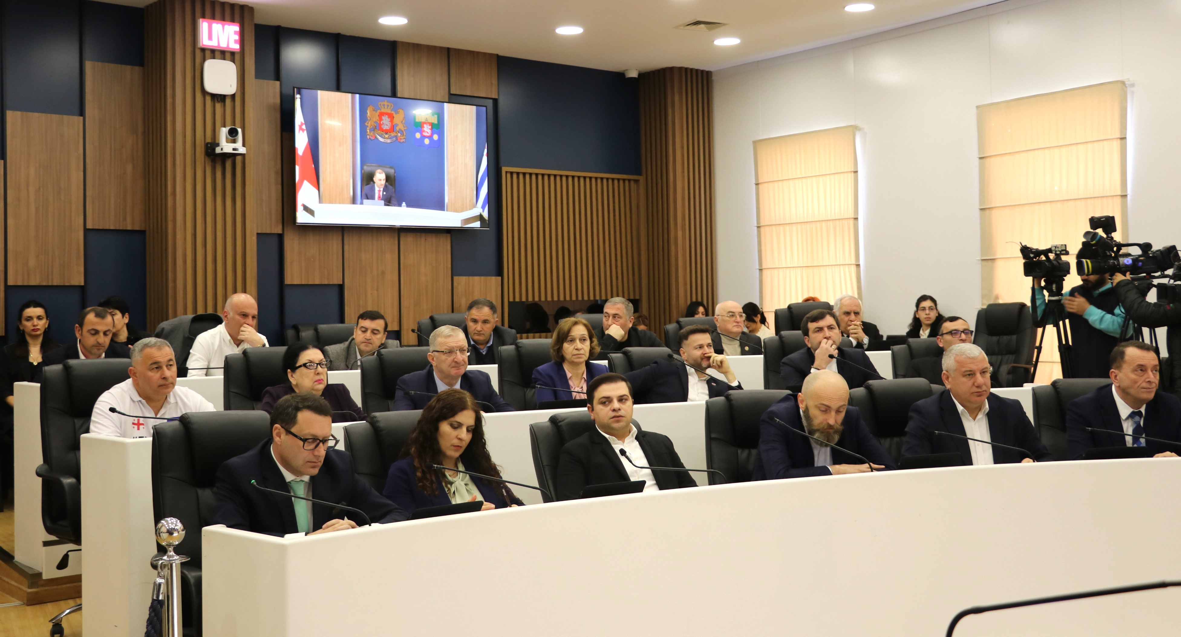 აჭარის უმაღლეს საბჭოში საგაზაფხულო სესია გაიხსნა  