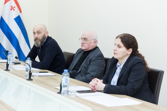 ღია მმართველობის საბჭოსა და საკონსულტაციო ჯგუფის სხდომა