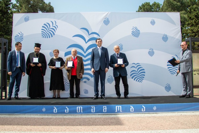 ბათუმობა 2024 - საპატიო ბათუმელების და ბათუმის საპატიო მოქალაქეების დაჯილდოება 