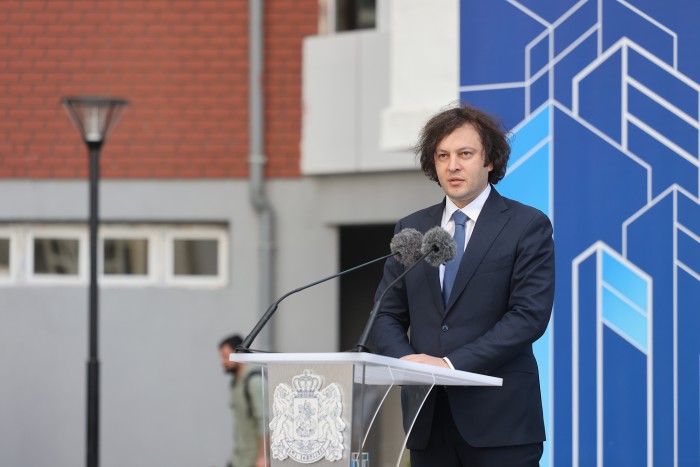 „ოცნების ქალაქში“ მცხოვრებლებს ახალი ბინები გადაეცათ