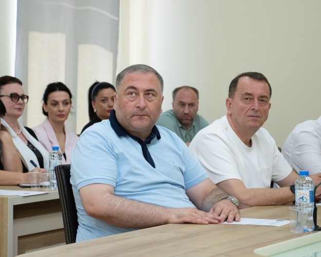      საფინანსო-საბიუჯეტო და ეკონომიკურ საკითხთა კომიტეტში „ბათუმის ბულვარის“ დირექტორის ანგარიში მოისმინეს 