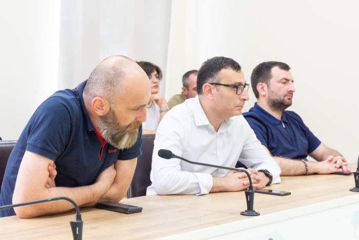 ბიუროს სხდომა