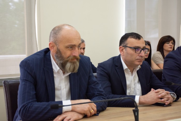 ბიუროს სხდომა