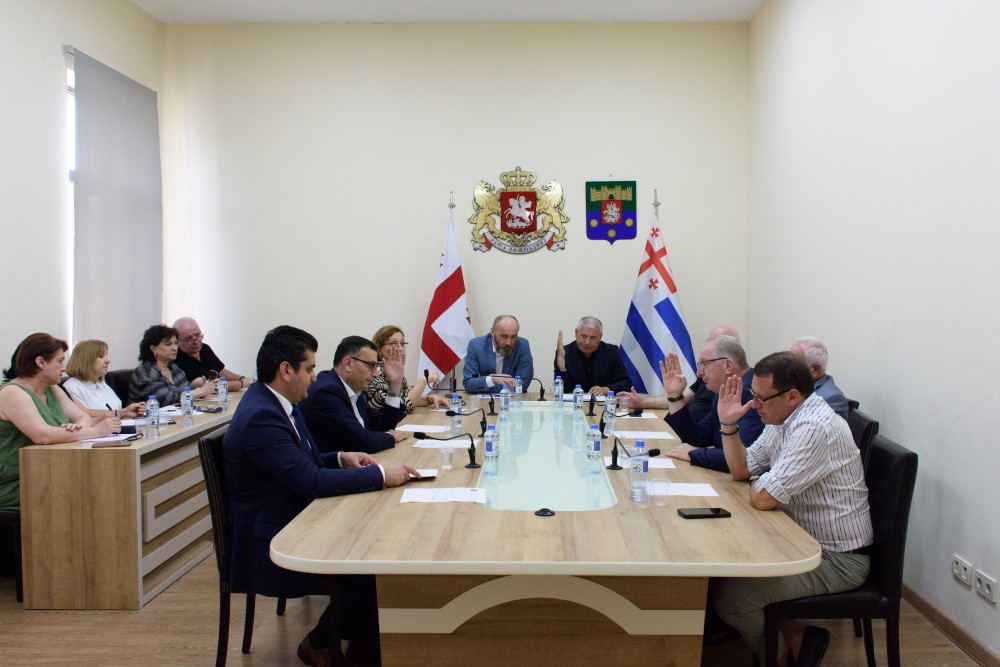 კომიტეტების ერთობლივი სხდომა