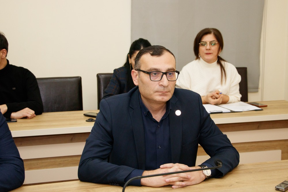 ბიუროს სხდომა