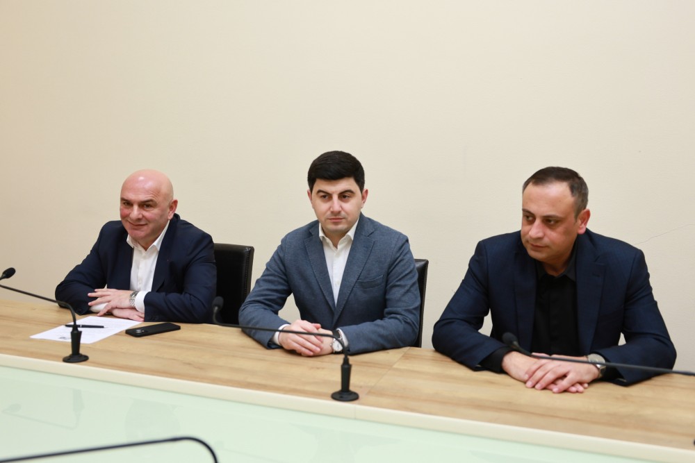 ბიუროს სხდომა