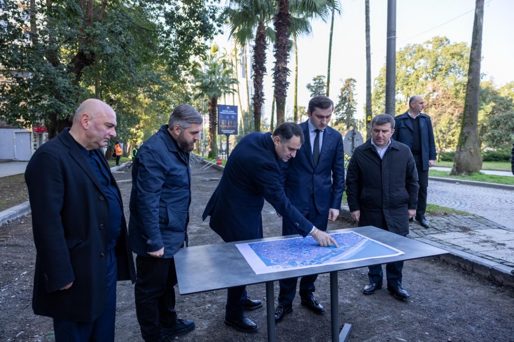 ბათუმში რუსთაველისა და გოგებაშვილის ქუჩების რეაბილიტაცია დაიწყო