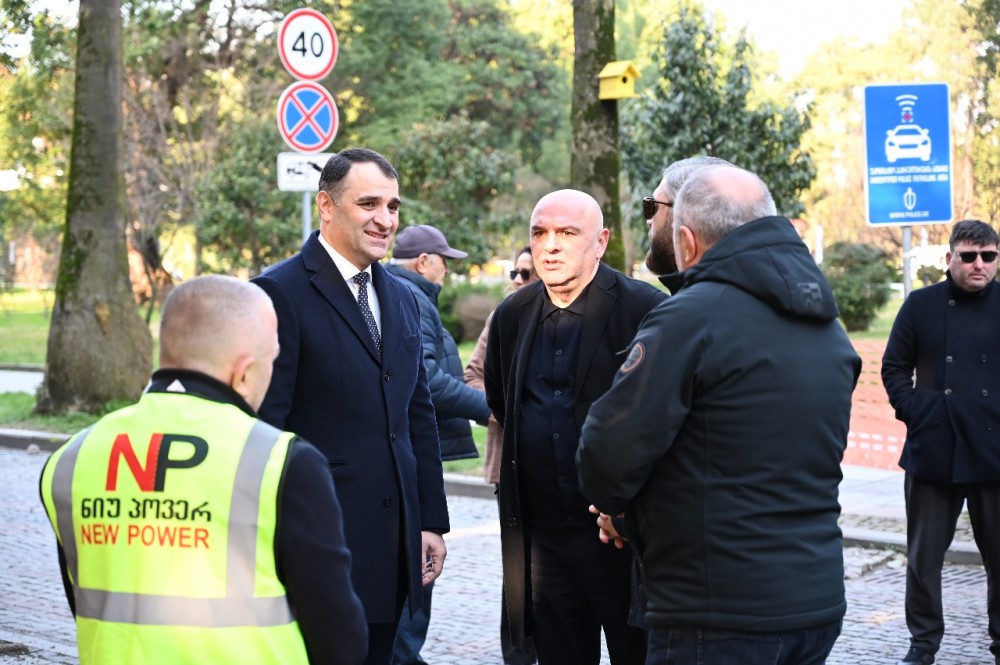 ბათუმში რუსთაველისა და გოგებაშვილის ქუჩების რეაბილიტაცია დაიწყო