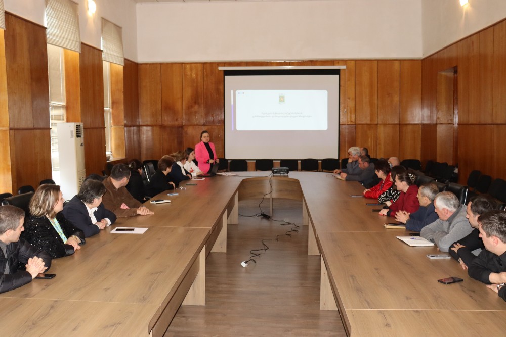 ხულოსა და შუახევის მუნიციპალიტეტებში ჯანმრთელობისა და სოციალური დაცვის პროგრამები წარადგინეს