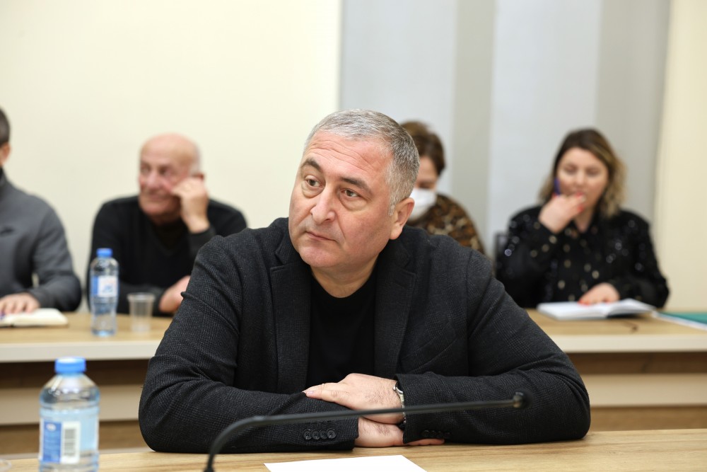 კომიტეტების ერთობლივ სხდომაზე 2025 წლის კორექტირებული რესპუბლიკური ბიუჯეტის პროექტი განიხილეს