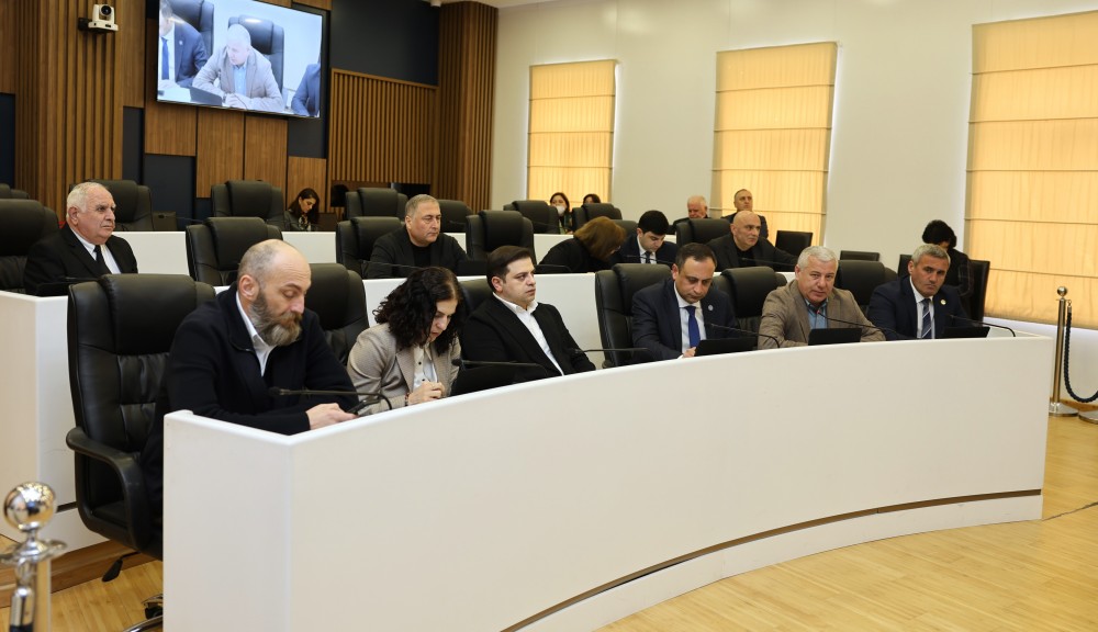 უმაღლეს საბჭოში საგაზაფხულო სესია გაიხსნა