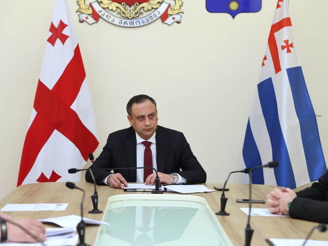 საკონსტიტუციო, იურიდიულ და საპროცედურო საკითხთა  კომიტეტის სხდომა