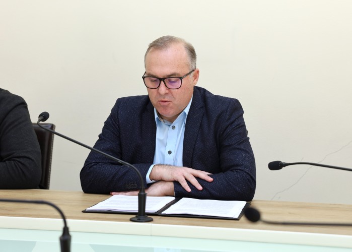 საკონსტიტუციო, იურიდიულ და საპროცედურო საკითხთა  კომიტეტის სხდომა