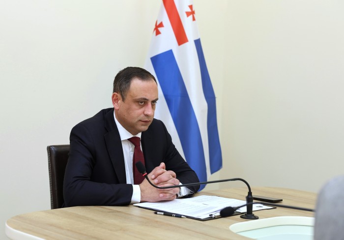 საკონსტიტუციო, იურიდიულ და საპროცედურო საკითხთა  კომიტეტის სხდომა