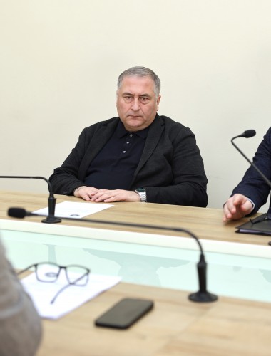 საკონსტიტუციო, იურიდიულ და საპროცედურო საკითხთა  კომიტეტის სხდომა