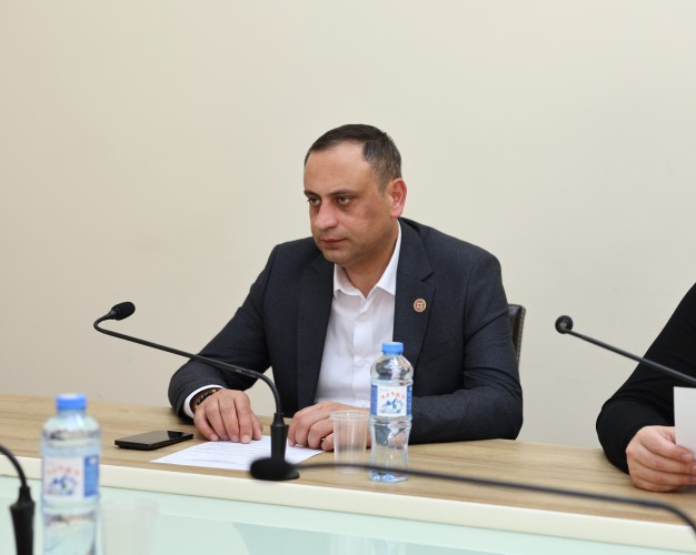 საფინანსო-საბიუჯეტო და ეკონომიკურ საკითხთა კომიტეტის სხდომაზე გასული წლის საქმიანობის ანგარიში და 2025 წლის სამოქმედო გეგმა განიხილეს