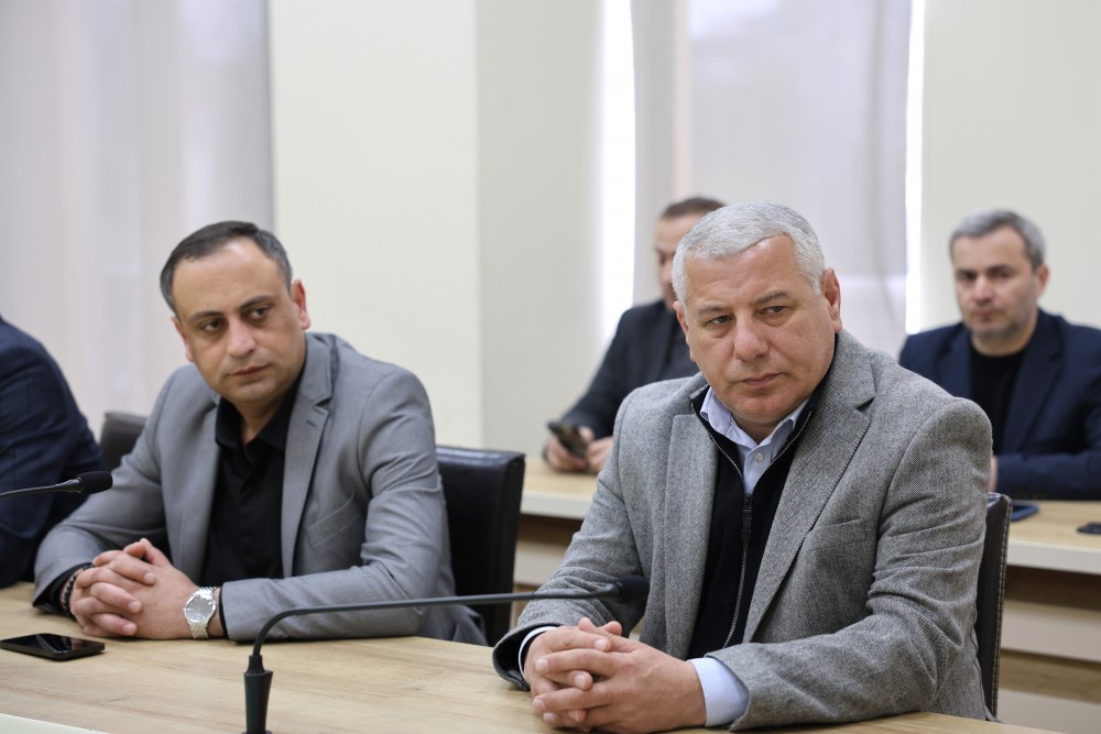 ბიუროს სხდომა