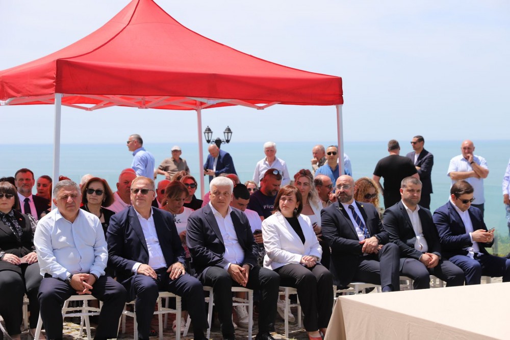 დამოუკიდებლობის დღე აჭარის ყველა მუნიციპალიტეტში საზეიმოდ აღინიშნა