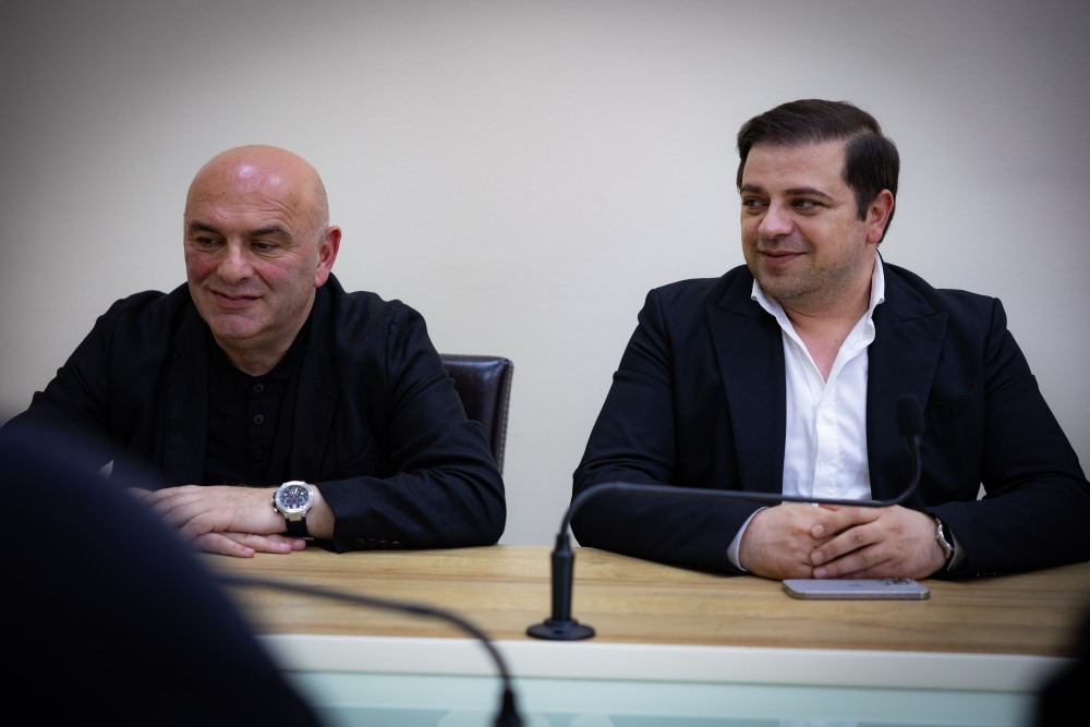     ბიუროს სხდომა