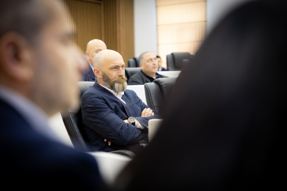 პარტია „გახარია საქართველოსთვის“ წევრებს სადეპუტატო უფლებამოსილება ვადამდე შეუწყდათ