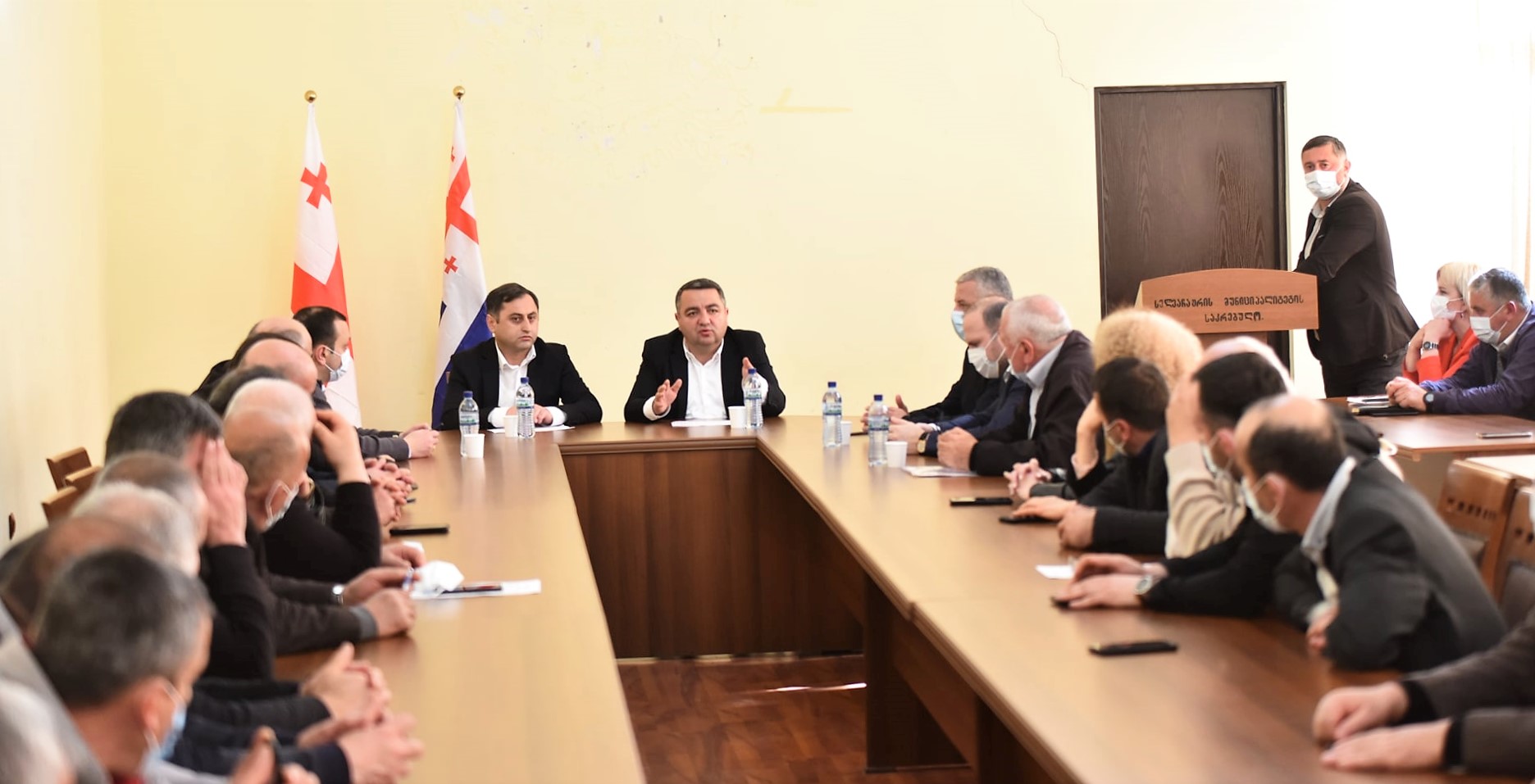 ფრიდონ ფუტკარაძე „სასოფლო-სამეურნეო სავარგულების ხვნა-თესვის“ პროგრამასთან დაკავშირებით გამართულ  სამუშაო შეხვედრაში მონაწილეობდა