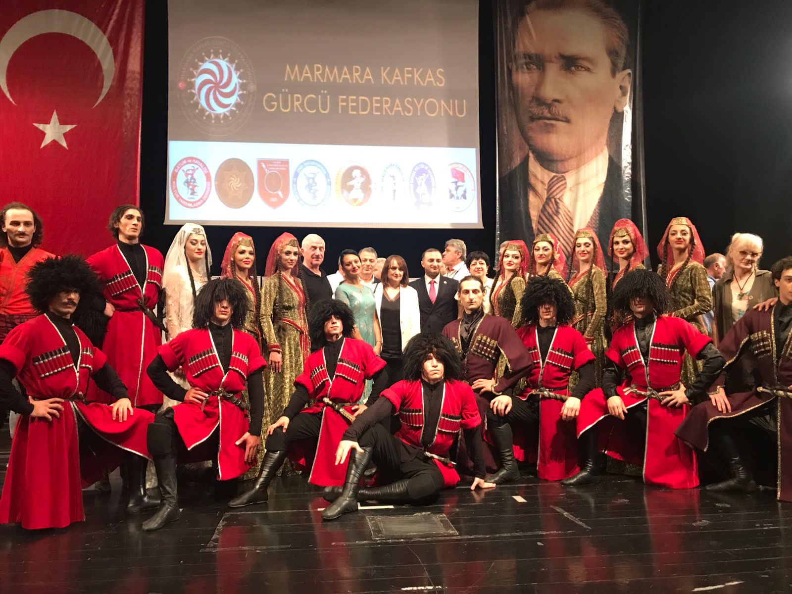 დავით გაბაიძე თურქეთის მარმარილოს რეგიონის კავკასიის ქართული ასოციაციების ფედერაციის პრეზიდენტის არჩევნებს დაესწრო