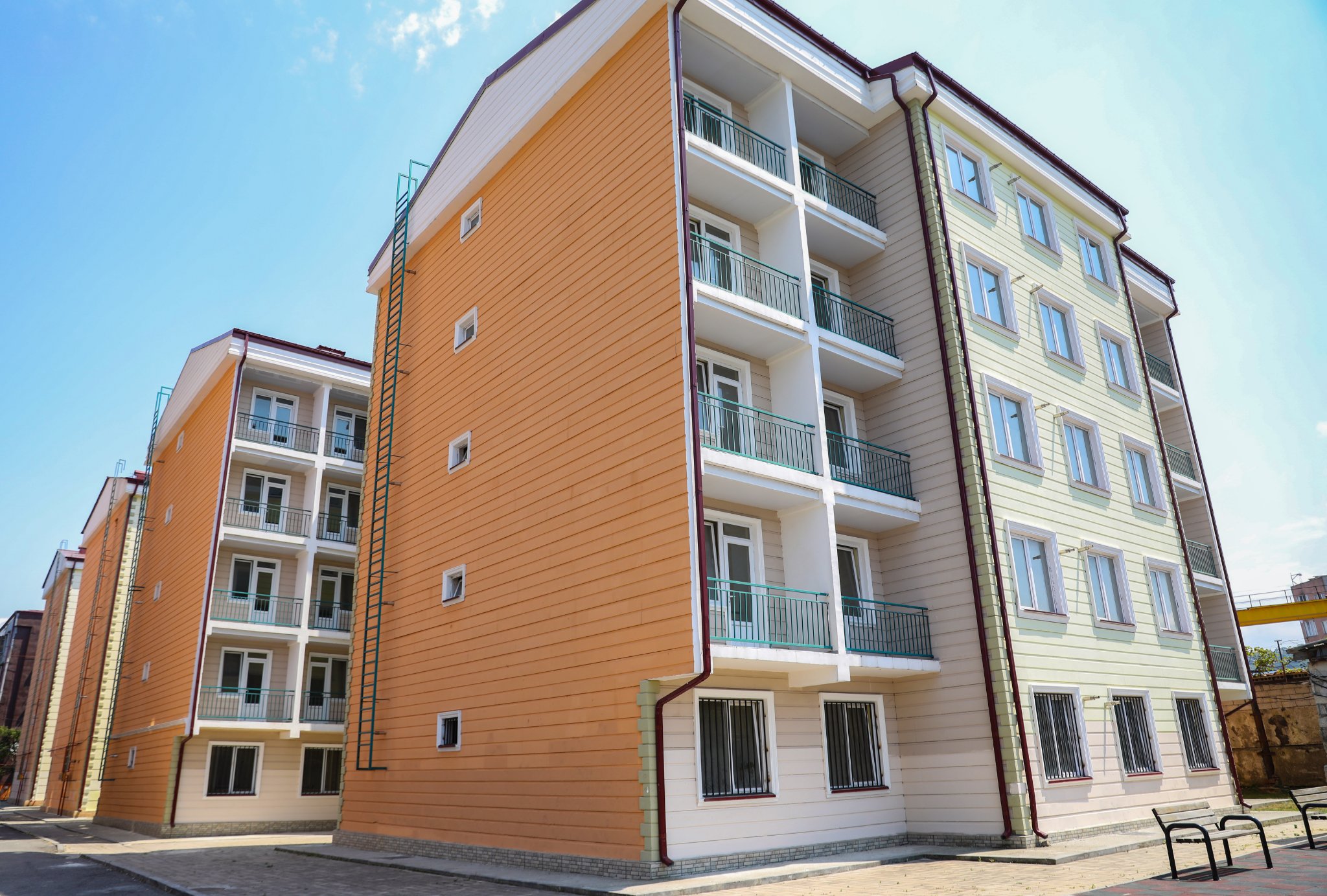 ბათუმში ხელმისაწვდომი საცხოვრისის პროგრამის ფარგლებში, ბინებით კიდევ 40 ოჯახი დაკმაყოფილდა