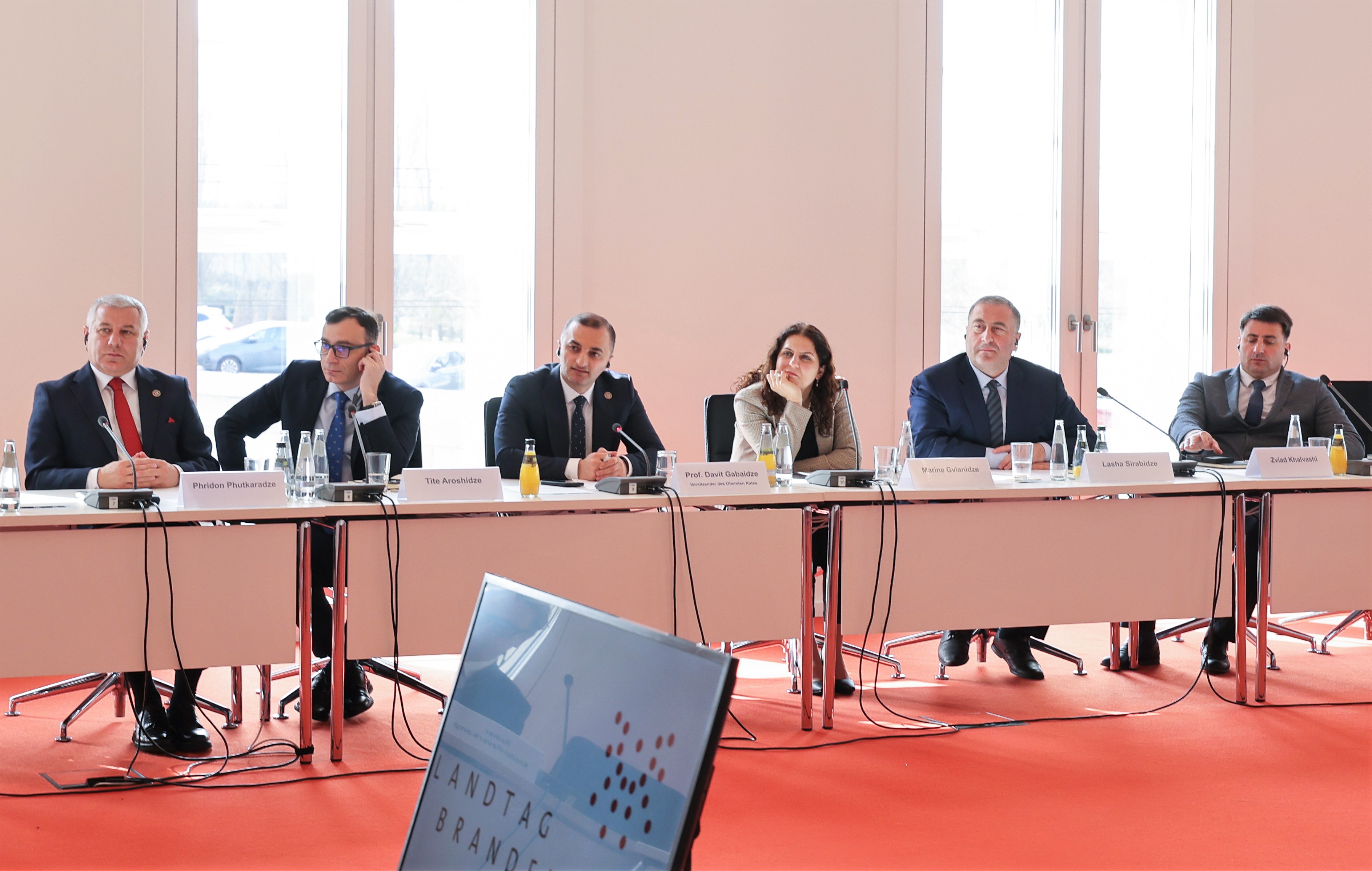 აჭარის უმაღლესი საბჭოს დელეგაცია, დავით გაბაიძის ხელმძღვანელობით, ბრანდენბურგში, სამმხრივ რეგიონულ კონფერენციას დაესწრო