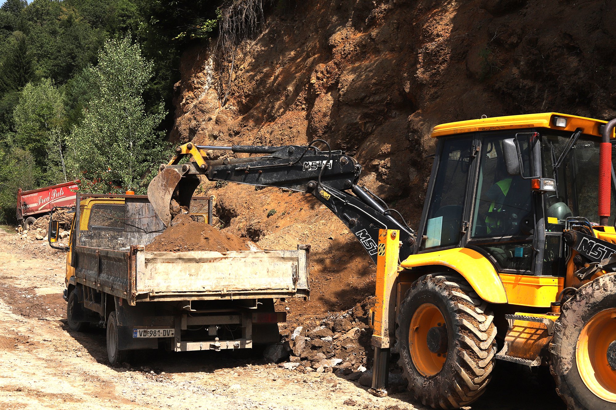 ვაშლოვანი-შურმულის საავტომობილო გზის 2,8-კილომეტრიან მონაკვეთზე სარეაბილიტაციო სამუშაოები მიმდინარეობს