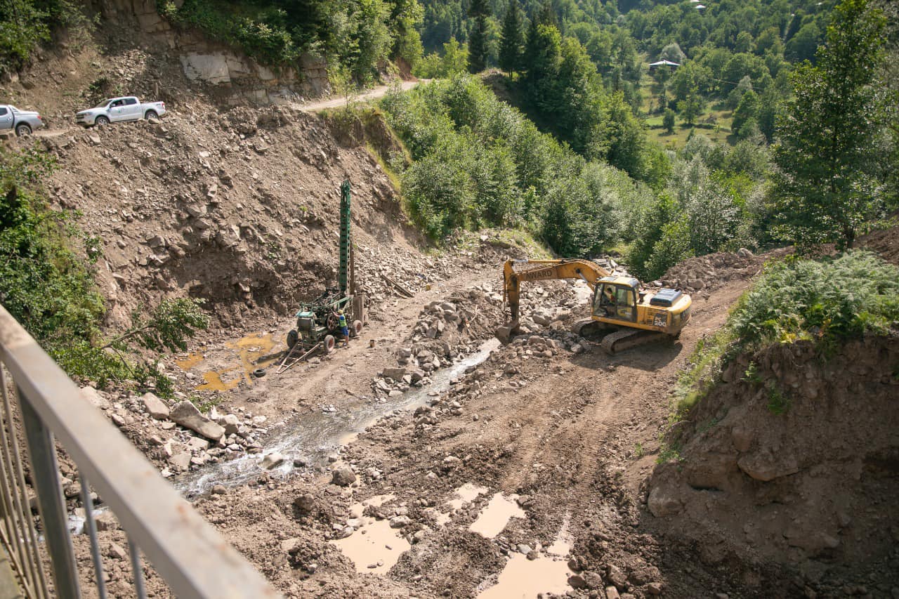 აჭარის უმაღლესი საბჭოს თავმჯდომარემ - დავით გაბაიძემ, საქართველოს პარლამენტის  პლენარულ სხდომაზე, აჭარის უმაღლესი საბჭოს მიერ მომზადებული საკანონმდებლო პაკეტი წარადგინა