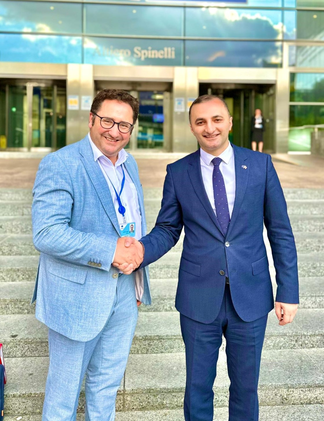 დავით გაბაიძემ, ბრიუსელში ოფიციალური ვიზიტის ფარგლებში, შეხვედრები გამართა ევროკავშირის წევრი ქვეყნების რეგიონებისა და ევროპის რეგიონთა ინსტიტუტის წარმომადგენლებთან