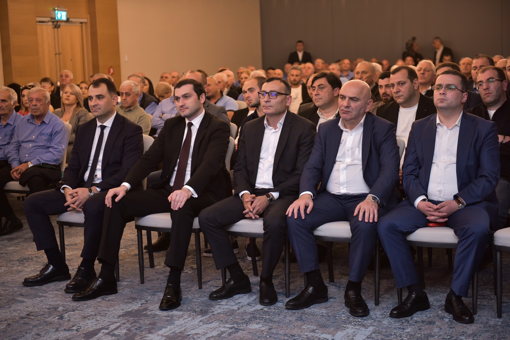 „ბათუმის ავტოტრანსპორტის“ წარმომადგენლებს პროფესიული დღე მიულოცეს