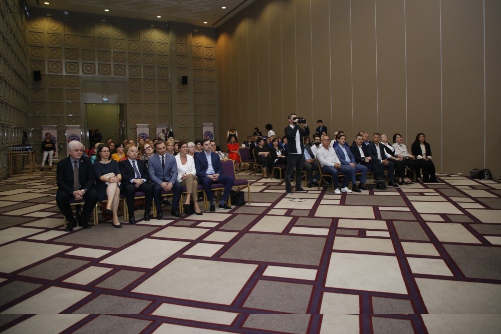      საფინანსო-საბიუჯეტო და ეკონომიკურ საკითხთა კომიტეტში „ბათუმის ბულვარის“ დირექტორის ანგარიში მოისმინეს 