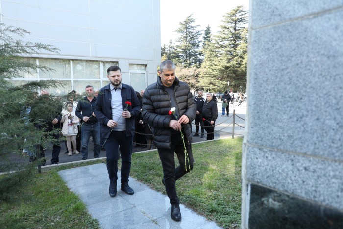 103 წელი საბჭოთა ოკუპაციიდან - ხელვაჩაურში ოკუპაციის მსხვერპლი გმირები გაიხსენეს