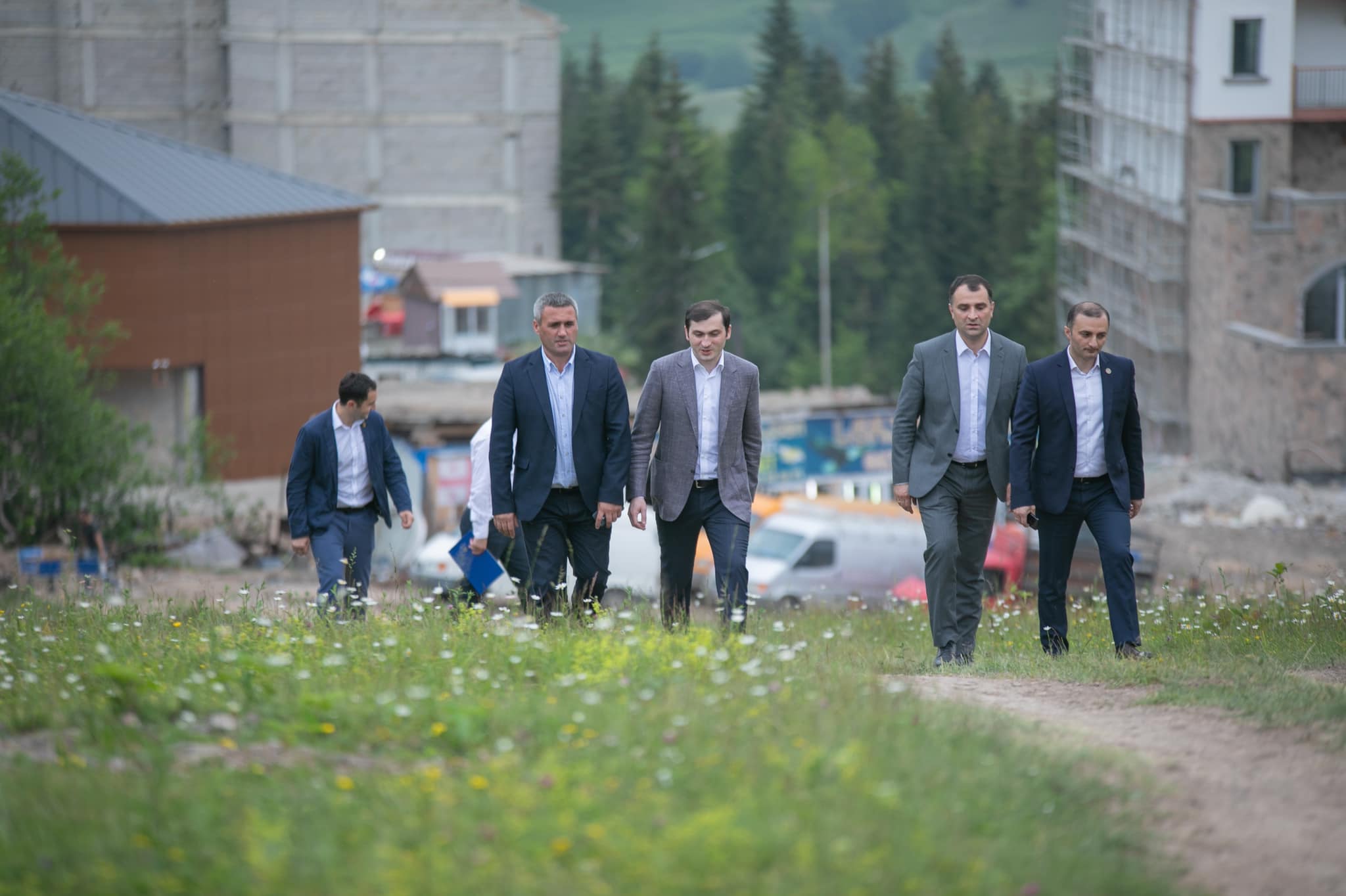 ხულოს მუნიციპალიტეტში ინფრასტრუქტურული პროექტების განხორციელება გრძელდება