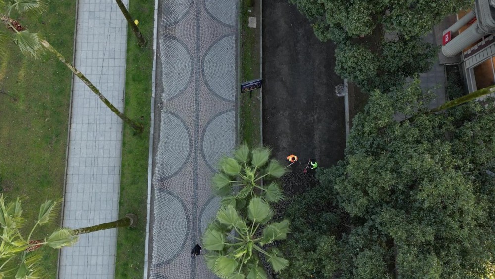 ბათუმში რუსთაველისა და გოგებაშვილის ქუჩების რეაბილიტაცია დაიწყო