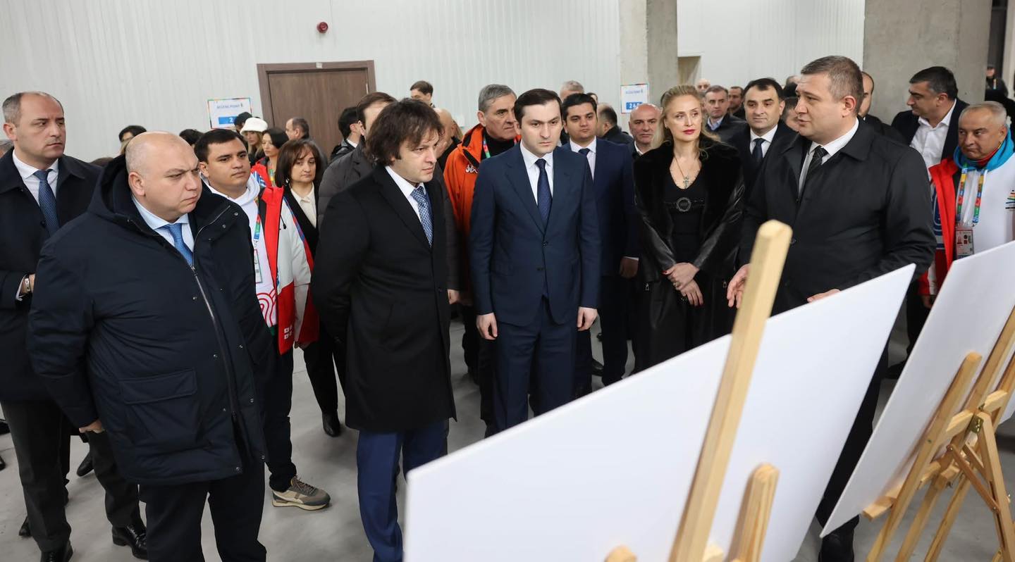 ბათუმში, 1500 მაყურებელზე გათვლილი, საერთაშორისო სტანდარტების ყინულის სასახლე გაიხსნა.