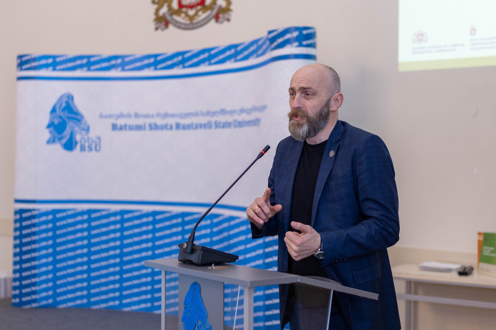 პროგრამის „გარემოსდაცვითი და აგრარული განათლება სკოლაში” ტრენინგების მონაწილე პედაგოგებს სერტიფიკატები გადაეცათ