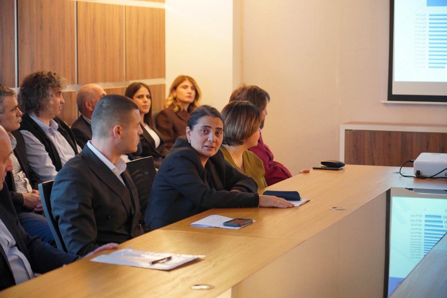 აჭარის უმაღლესი საბჭოს წევრი - მარინე გვიანიძე ავტონომიური რესპუბლიკის ფინანსთა და ეკონომიკის სამინისტროს 2026-2029 წლების პრიორიტეტების პრეზენტაციას დაესწრო