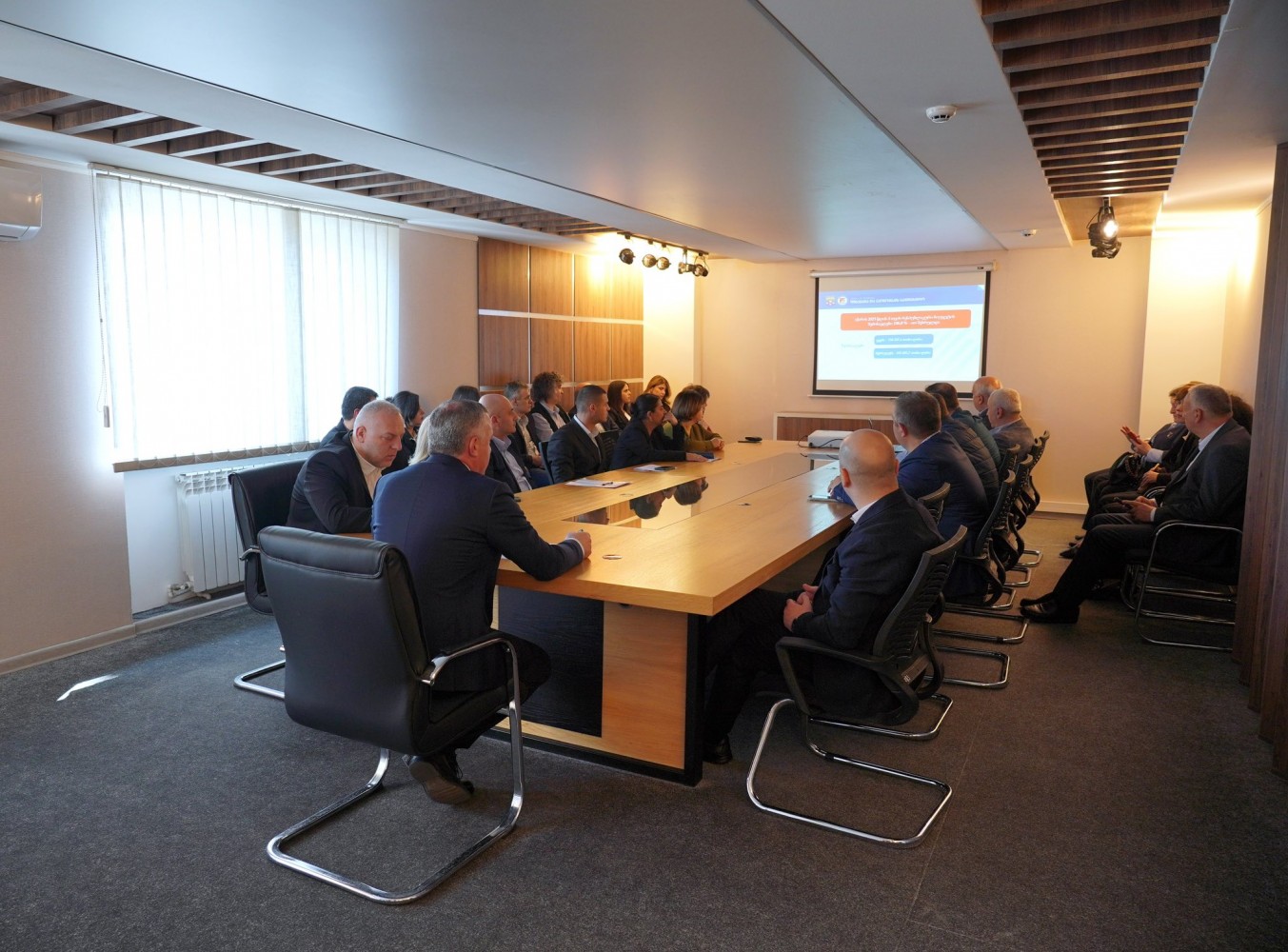 აჭარის უმაღლესი საბჭოს წევრი - მარინე გვიანიძე ავტონომიური რესპუბლიკის ფინანსთა და ეკონომიკის სამინისტროს 2026-2029 წლების პრიორიტეტების პრეზენტაციას დაესწრო