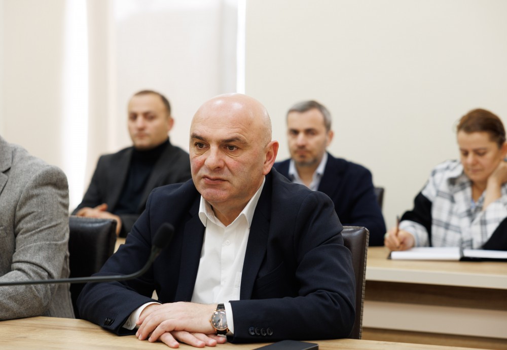 ბიუროს სხდომა