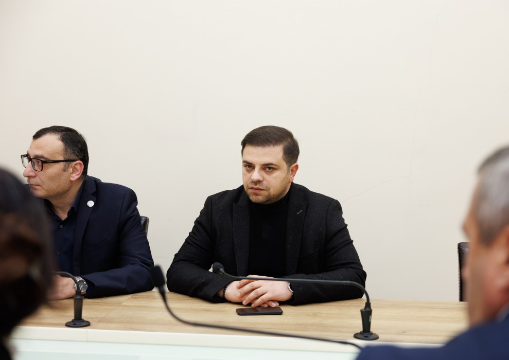 ბიუროს სხდომა