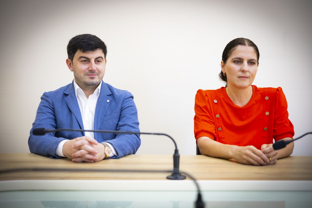 ბიუროს სხდომა