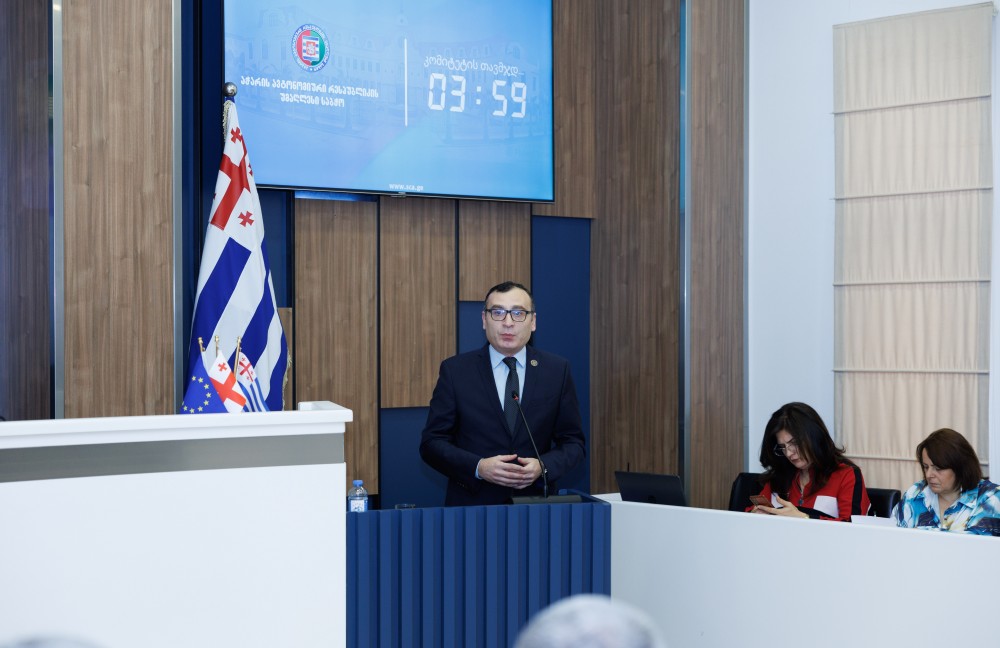 უმაღლესმა საბჭომ აჭარის მთავრობა დაამტკიცა 