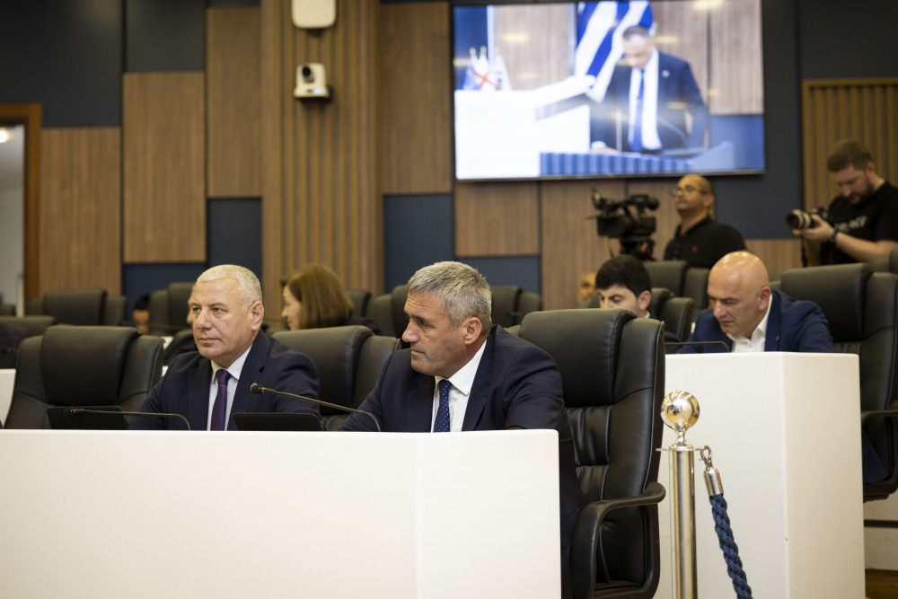 აჭარის უმაღლესმა საბჭომ ნინო ჩხეტიასა და არჩილ სამნიძის უფლებამოსილება ცნო