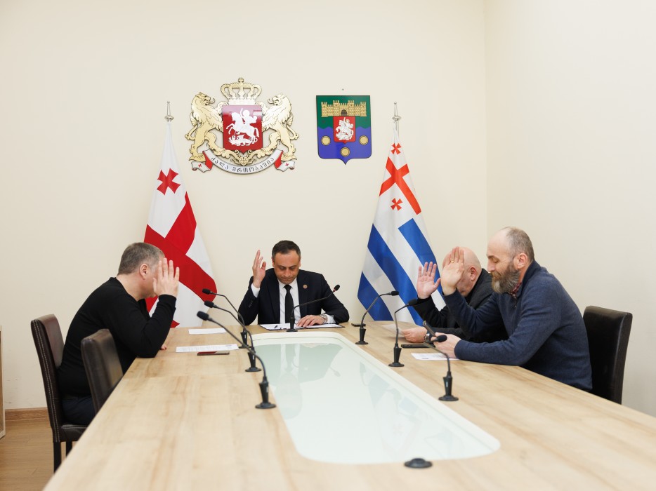 კომიტეტმა უმაღლესი საბჭოს 6 წევრისთვის უფლებამოსილების ვადამდე შეწყვეტას მხარი დაუჭირა