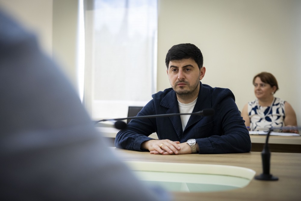 ბიუროს სხდომა