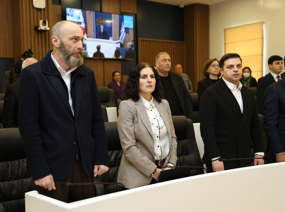 უმაღლეს საბჭოში საგაზაფხულო სესია გაიხსნა