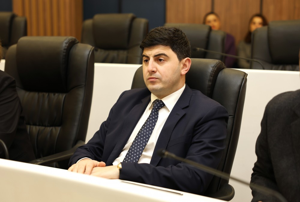 უმაღლეს საბჭოში საგაზაფხულო სესია გაიხსნა